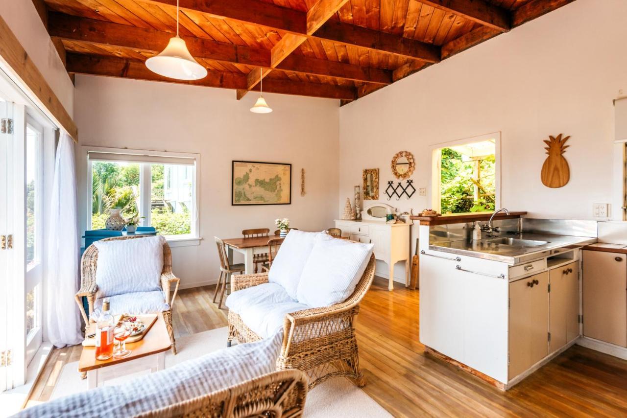 Sunshine Cottage By The Sea - Stay Waiheke Onetangi Ngoại thất bức ảnh