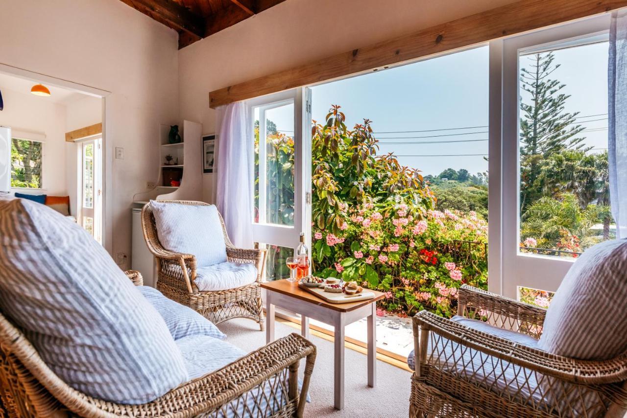 Sunshine Cottage By The Sea - Stay Waiheke Onetangi Ngoại thất bức ảnh