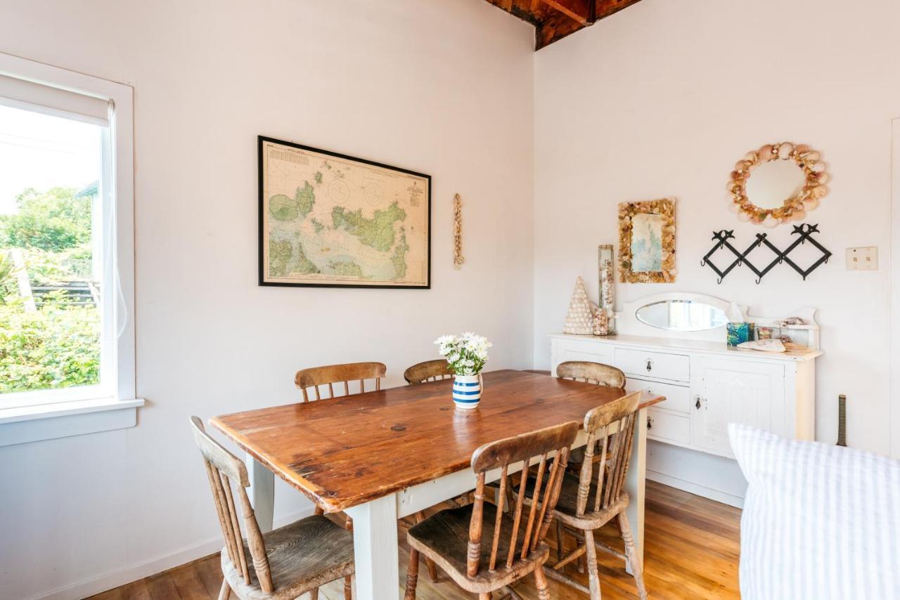 Sunshine Cottage By The Sea - Stay Waiheke Onetangi Ngoại thất bức ảnh